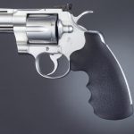 Hogue Colt Python rubber monogrip with finger grooves Black